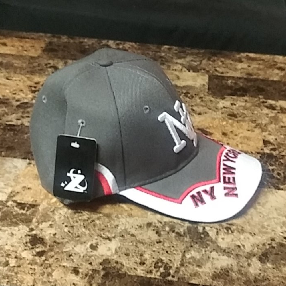 Hat - Picture 2 of 3